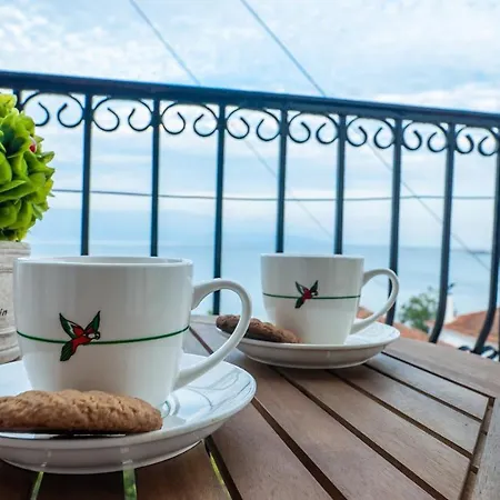Seaside Sunset Flat - Perfect Location * Messini