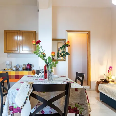 Seaside Sunset Flat - Perfect Location Messíni