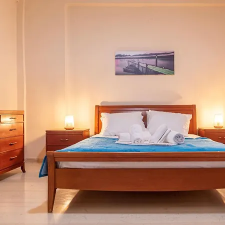 Seaside Sunset Flat - Perfect Location *