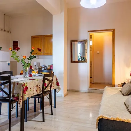 Seaside Sunset Flat - Perfect Location *
